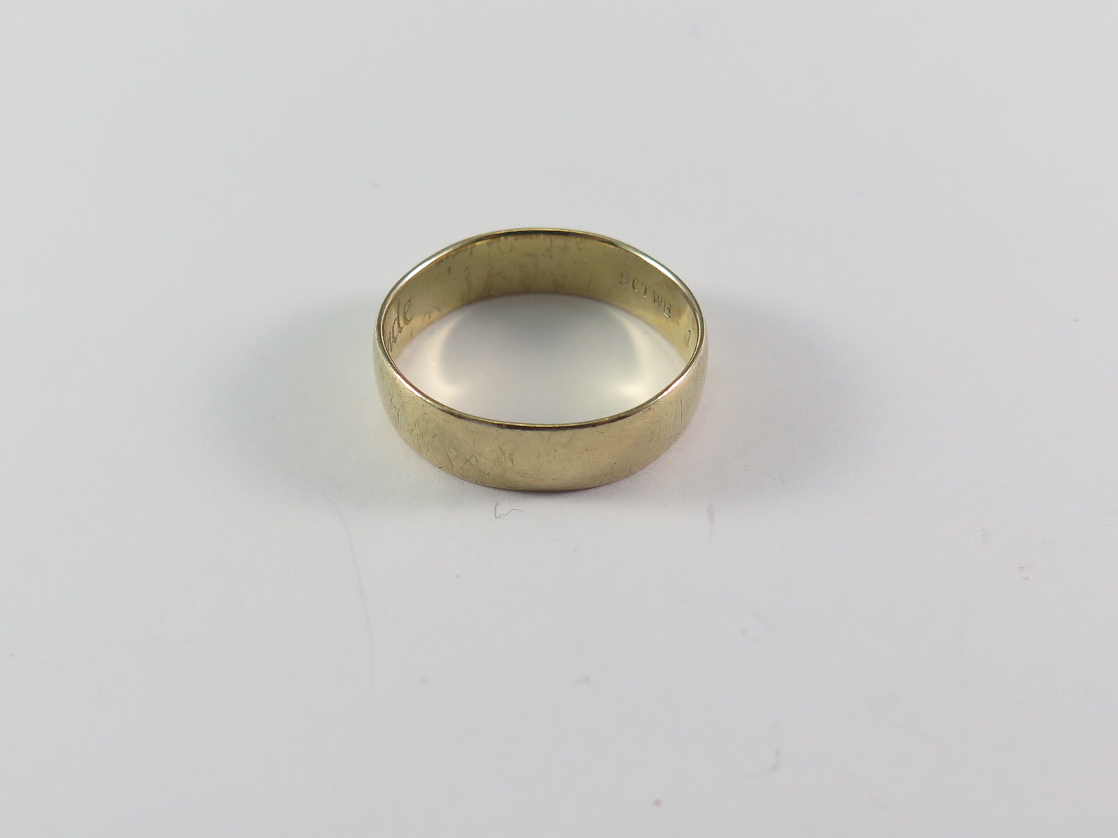 A 9ct Gold Band Ring - ABA Associates | Find Lots Online