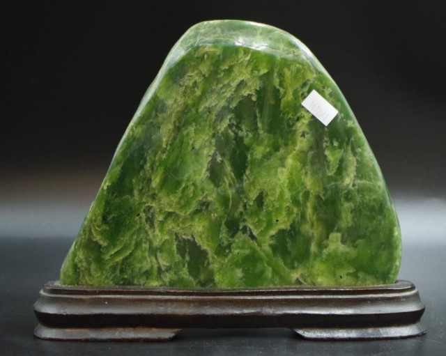 Polished green jade specimen - Barsby Auctions | Find Lots Online
