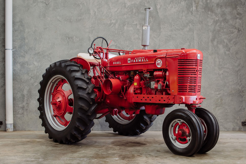 1952 FARMALL SUPER MD TRACTOR - Donington Auctions | Find Lots Online