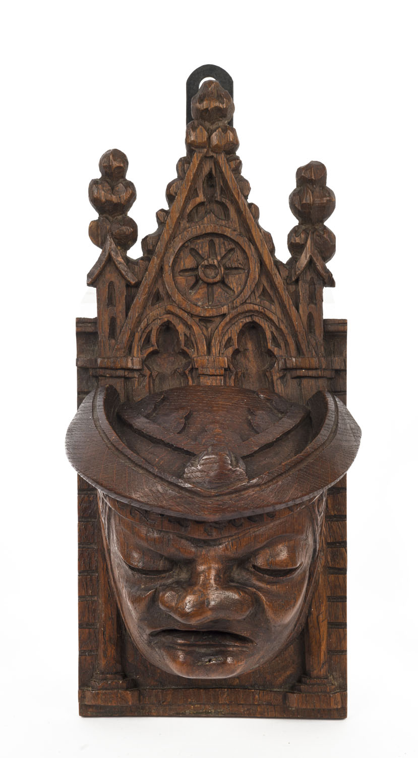 A Gothic offertory carved oak wall mounted box, 18th century - Leski ...