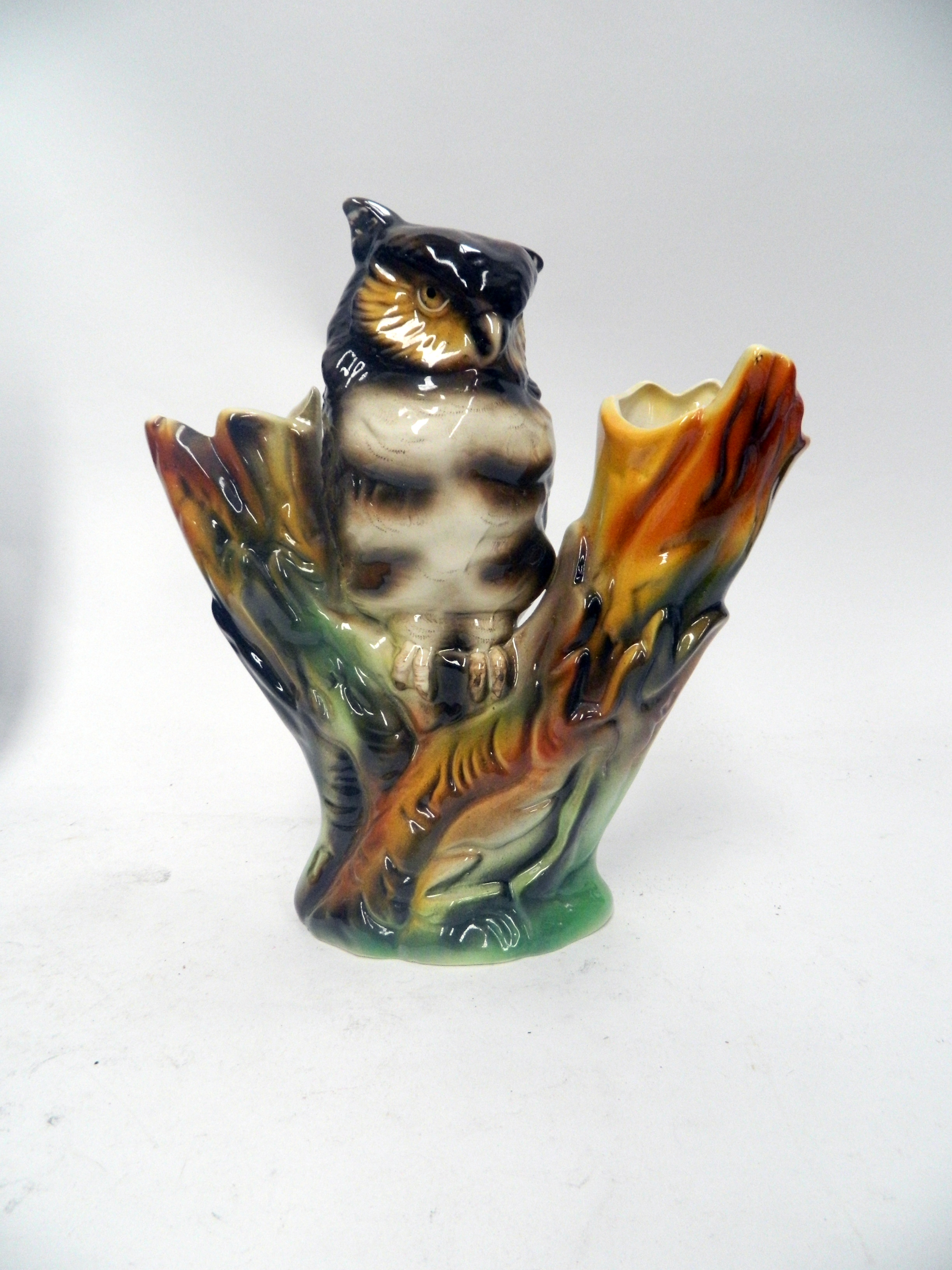 An Australian Pottery Vase By Irene Kalmar Circa 1951 Theodore